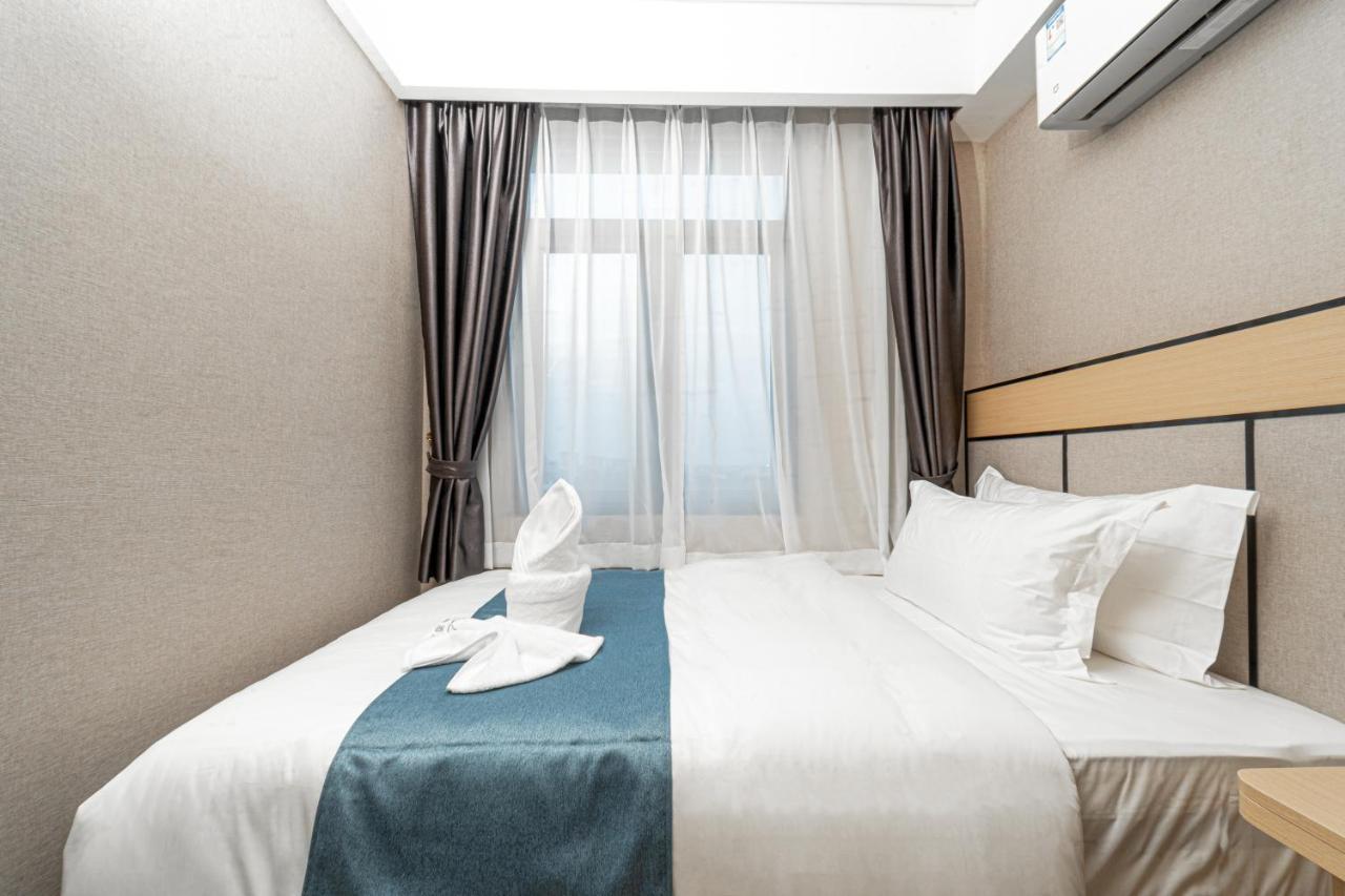 Ark Hotel Phnom Penh Esterno foto