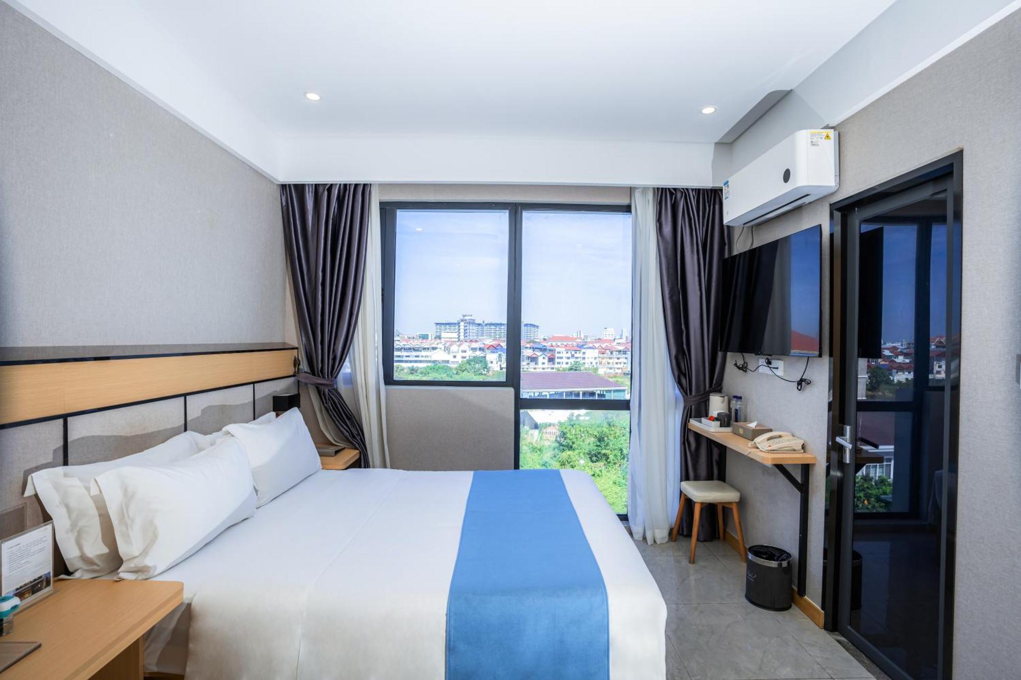 Ark Hotel Phnom Penh Esterno foto