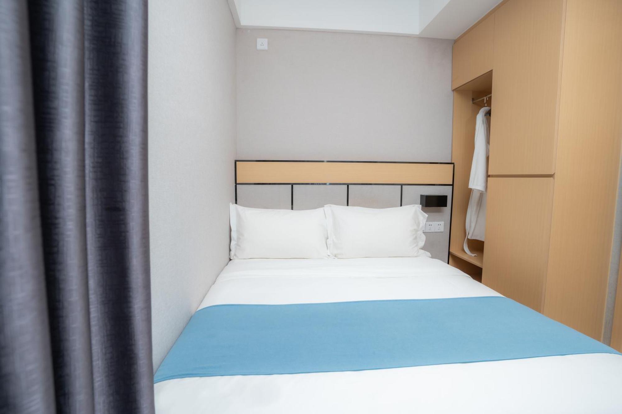 Ark Hotel Phnom Penh Esterno foto