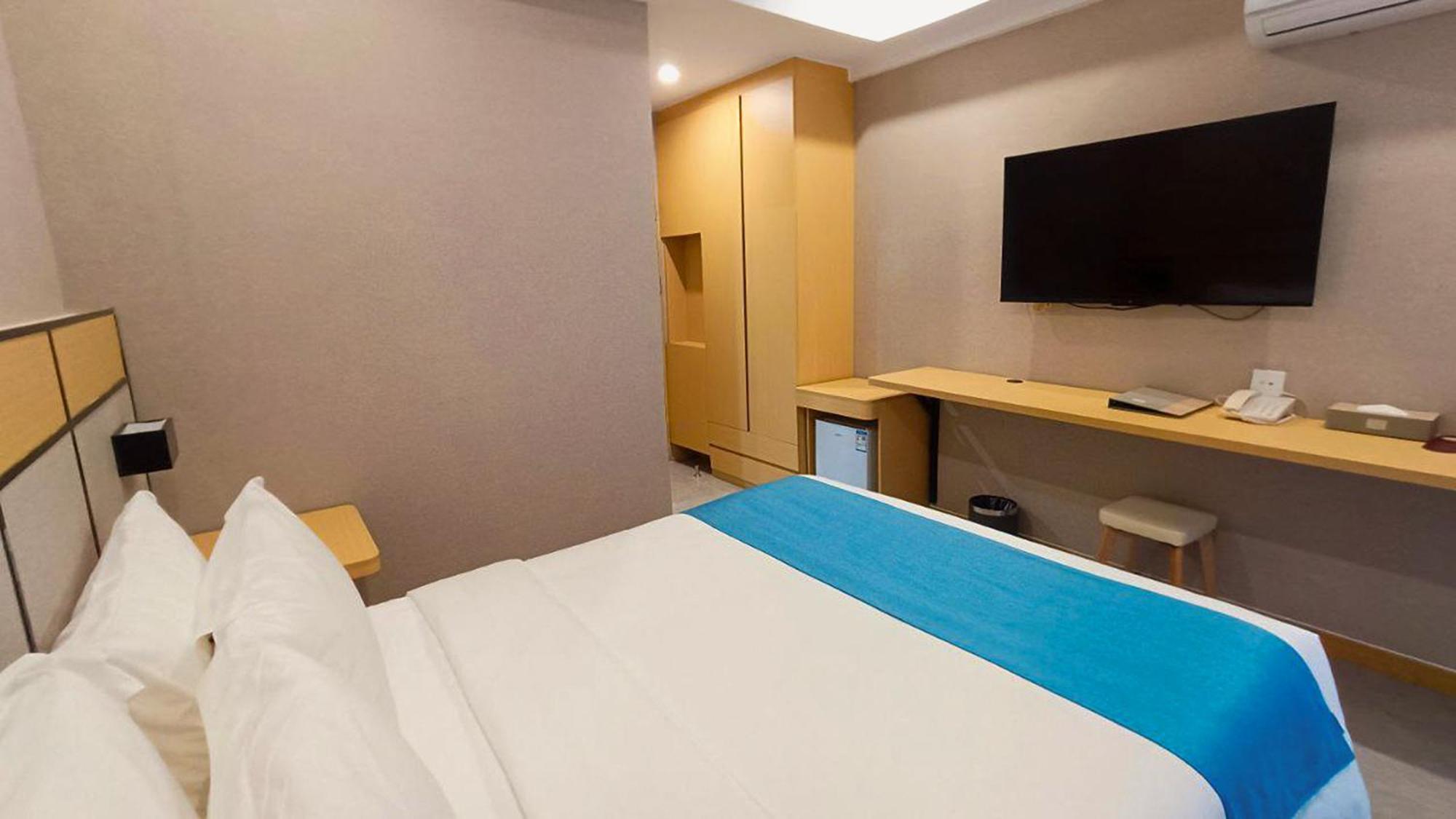 Ark Hotel Phnom Penh Esterno foto
