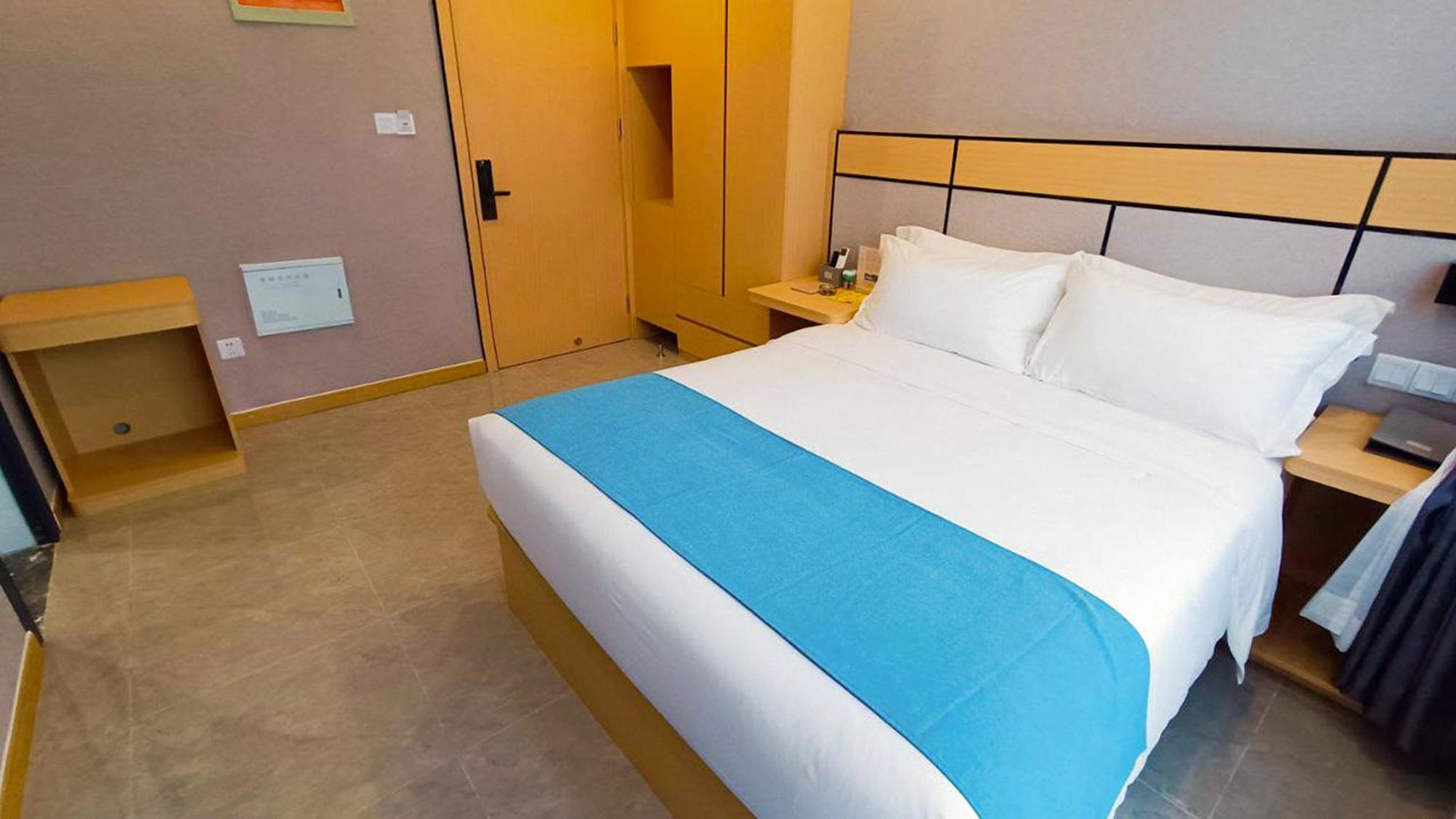 Ark Hotel Phnom Penh Esterno foto